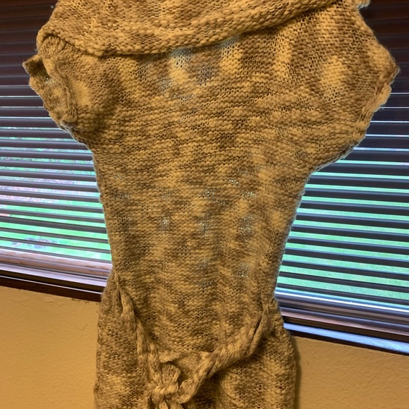 Sleeveless Top Knit - Picture 6 of 8